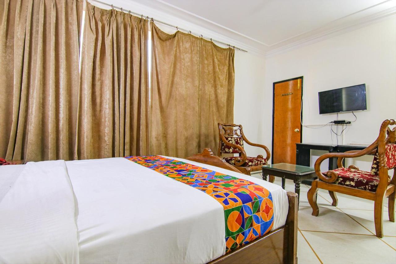 Fabhotel Singh Suite Gurgaon Exterior photo